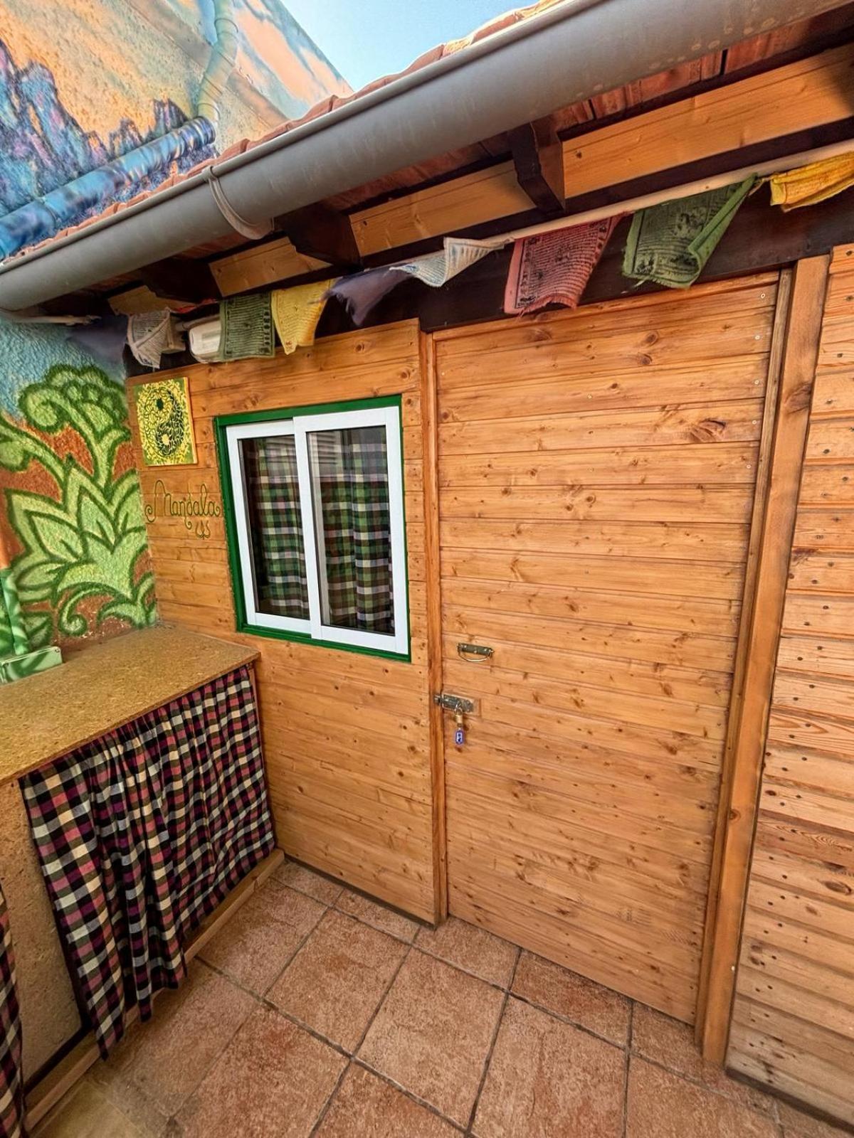 Hostel Los Duendes Del Sur Costa Del Silencio Exterior photo